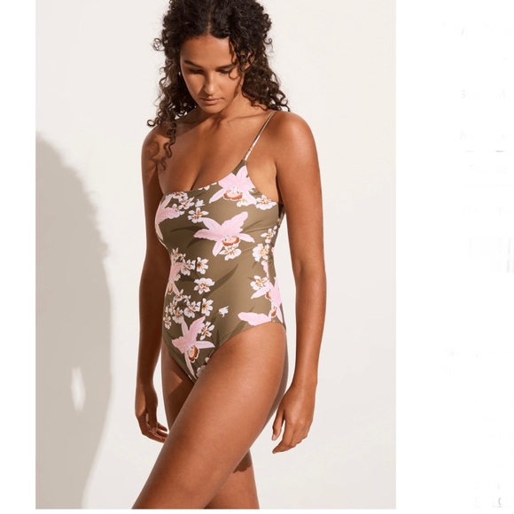 ACACIA Avalon one piece in Hilo - Picture 2 of 8